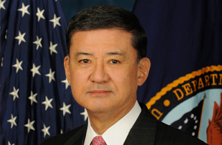 Featured: VA Chief Shinseki Resigns