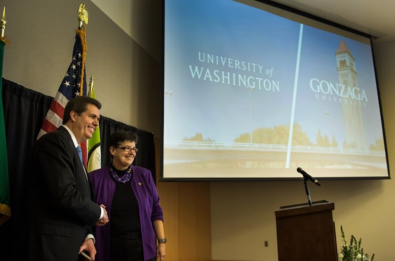 Announcement of the partnership between University of Washington and Gonzaga University for medical education and research in Spokane on Wednesday, Feb. 24, 2016. (Photo by Rajah Bose)